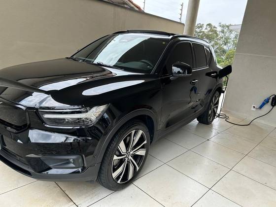 VOLVO XC40 P8 RECHARGE ELECTRIC BEV PURE AWD